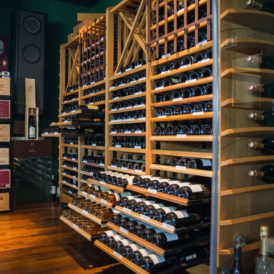 Modulares Massiv-Eichenmöbel für individuelle Weinkeller - Modulothèque