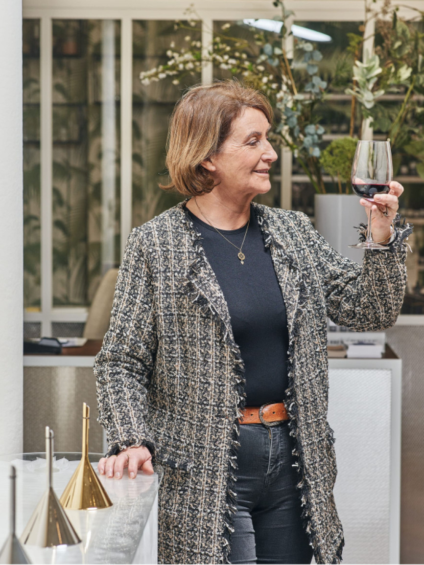 Foto – Sylvie Jourdet – das Kleid aus Wein Foto – Sylvie Jourdet – das Kleid aus Wein
