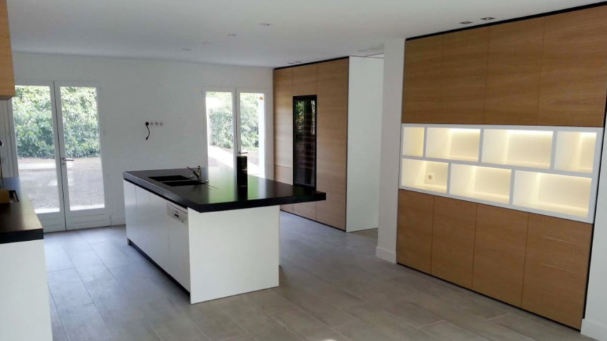 Umbau einer Küche mit Integration eines Weinklimaschranks. - Anthony Gelin - Architekt und Innenausstatter Umbau einer Küche mit Integration eines Weinklimaschranks. - Anthony Gelin - Architekt und Innenausstatter