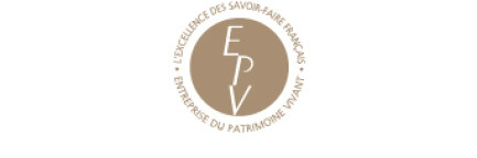 Französisches elitäres Label für Wissen, die Exzellenz außergewöhnlichen Know-hows "Entreprise du Patrimoine Vivant" (Living Heritage Company) Französisches elitäres Label für Wissen, die Exzellenz außergewöhnlichen Know-hows "Entreprise du Patrimoine Vivant" (Living Heritage Company)