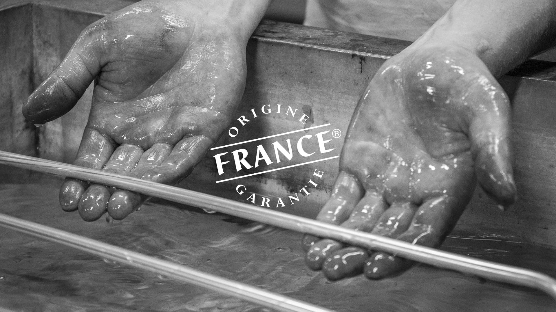 Nur das Label Origine France Garantie bescheinigt die Produktion in Frankreich. - 2012 von EuroCave erhalten