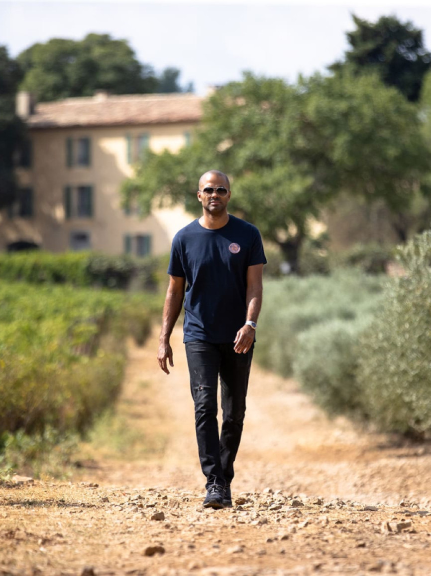 Begegnung mit Tony Parker - Hall of Fame der NBA - USA & Frankreich Begegnung mit Tony Parker - Hall of Fame der NBA - USA & Frankreich