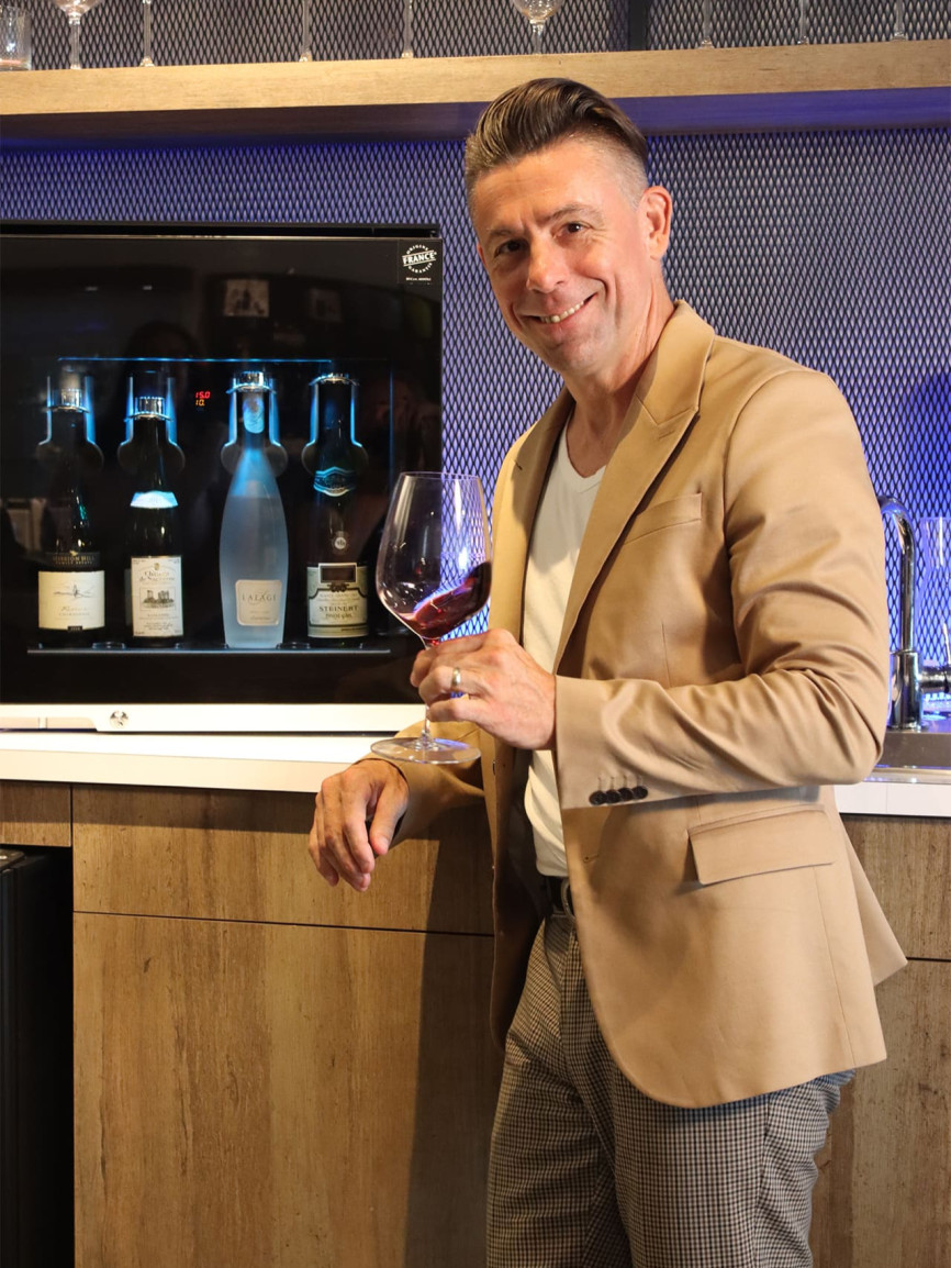 Begegnung mit Hugo Duchesne, Sommelier, Kanada - Wine Bar 8.0 Begegnung mit Hugo Duchesne, Sommelier, Kanada - Wine Bar 8.0