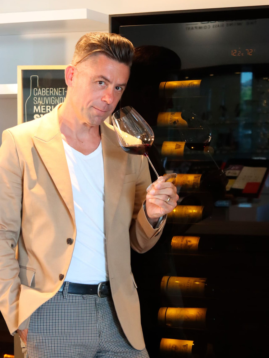 Begegnung mit Hugo Duchesne, Sommelier, Kanada - EuroCave Royale Begegnung mit Hugo Duchesne, Sommelier, Kanada - EuroCave Royale
