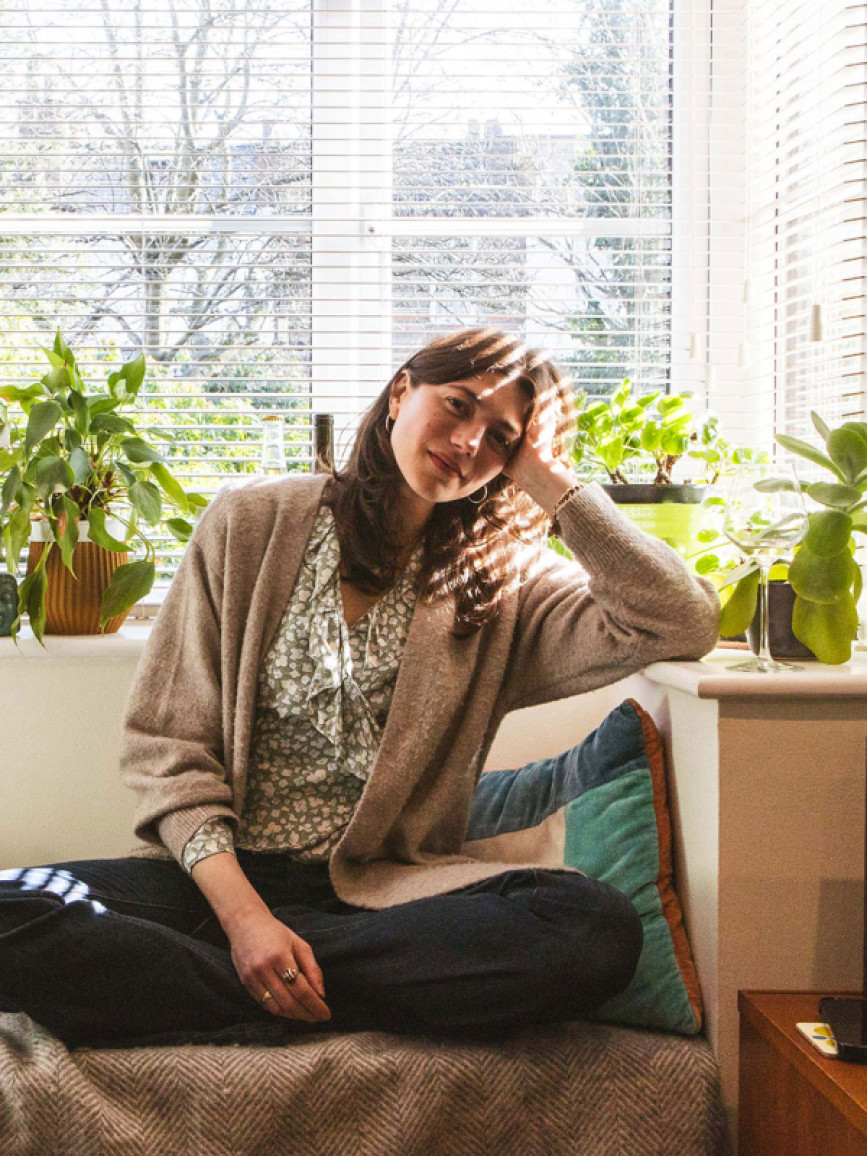 Begegnung mit Jasmine Blackbarrow, Schauspielerin, Vereinigtes Königreich Begegnung mit Jasmine Blackbarrow, Schauspielerin, Vereinigtes Königreich