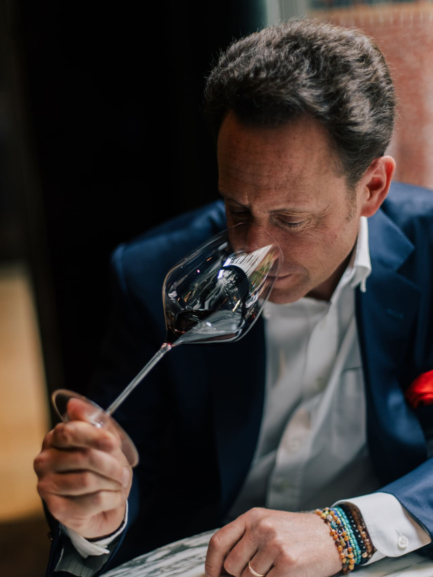 Begegnung mit Maximilian Riedel, CEO der Riedel Glasfabrik, Österreich Begegnung mit Maximilian Riedel, CEO der Riedel Glasfabrik, Österreich