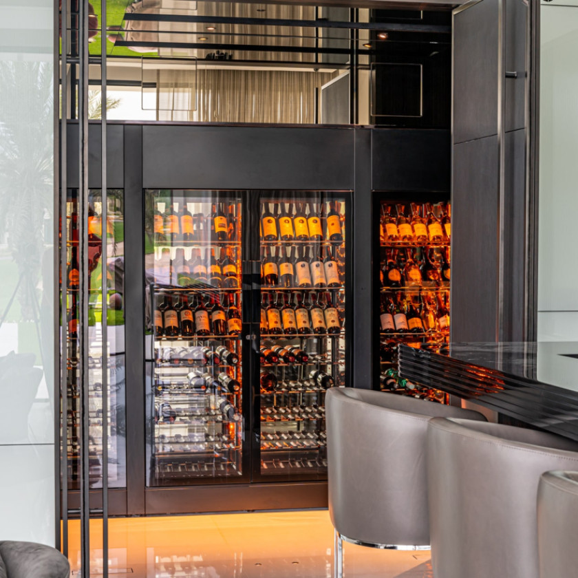 eurocave-dreamed-stunning-home-interior-desing-wine-cabinets-dubai-UAE-showcave-2.jpeg