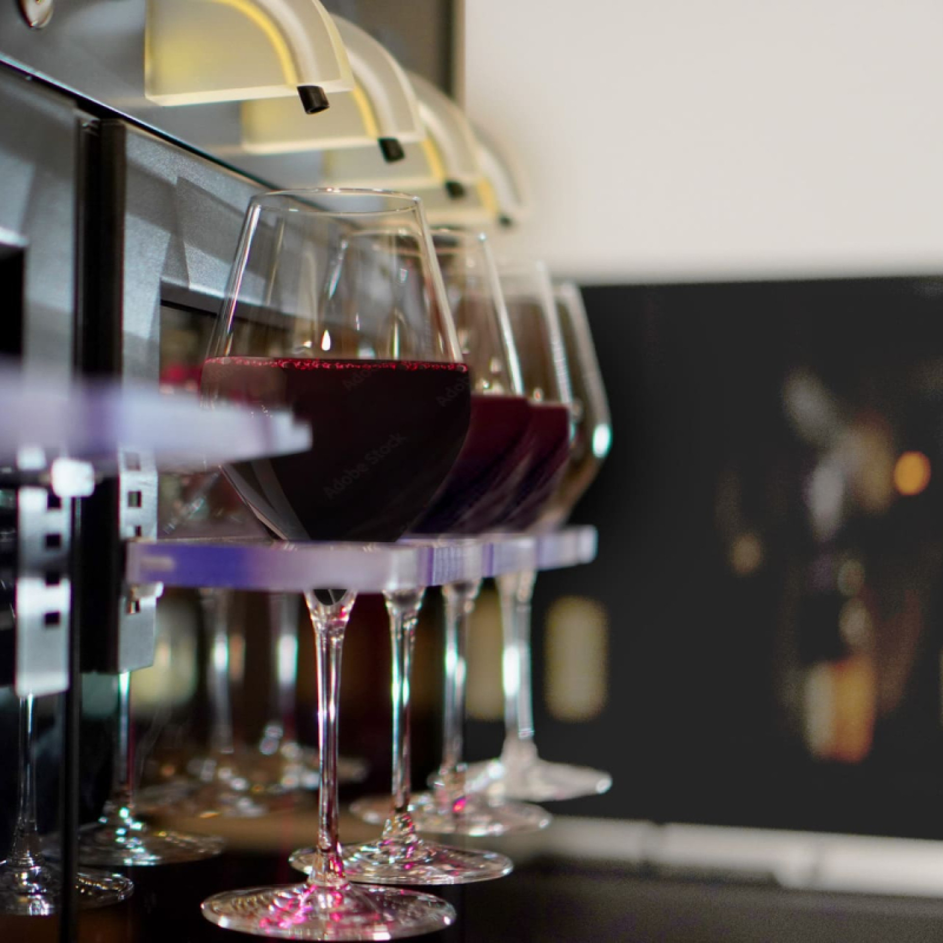 distribiteur-de-vin-au-verre-conservation-gaz-vide-air.jpg distribiteur-de-vin-au-verre-conservation-gaz-vide-air.jpg