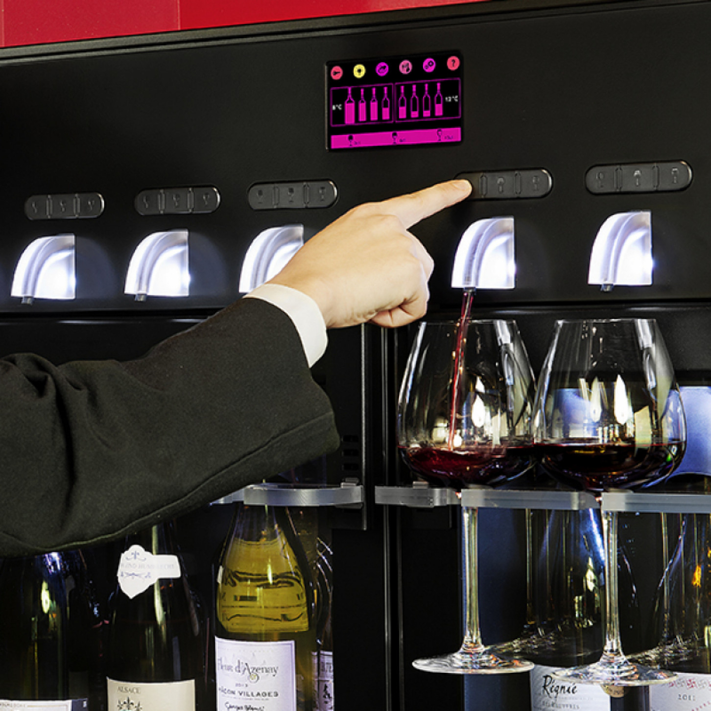 AMBIANCE Brasserue Le Centre 03-2017-Sommelier-BD2.jpg AMBIANCE Brasserue Le Centre 03-2017-Sommelier-BD2.jpg